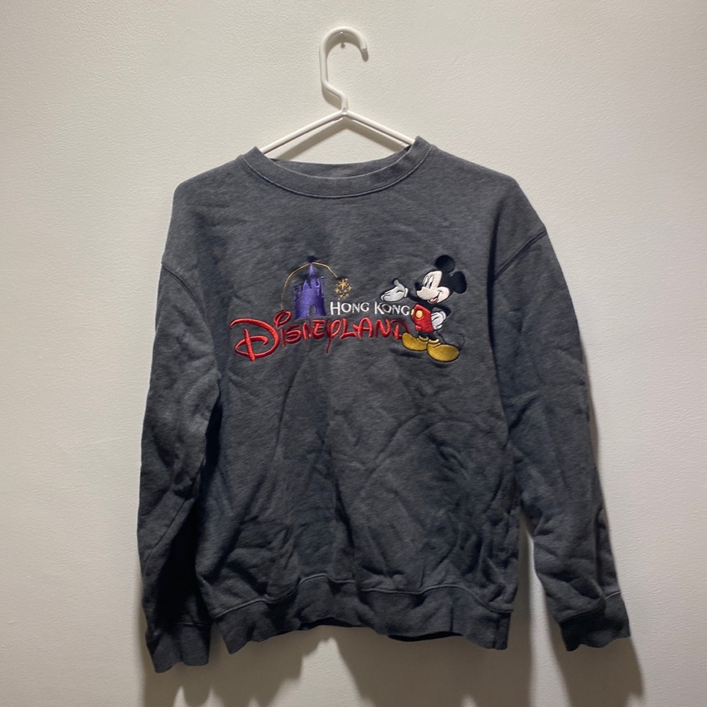 Disneyland Hong Kong grey sweatshirt medium